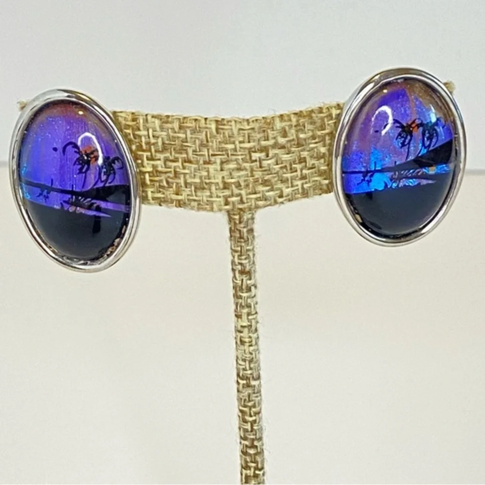 Vintage Reverse Painted‎ Butterfly Wing Earrings Tropical Scene Clip On Jewelry